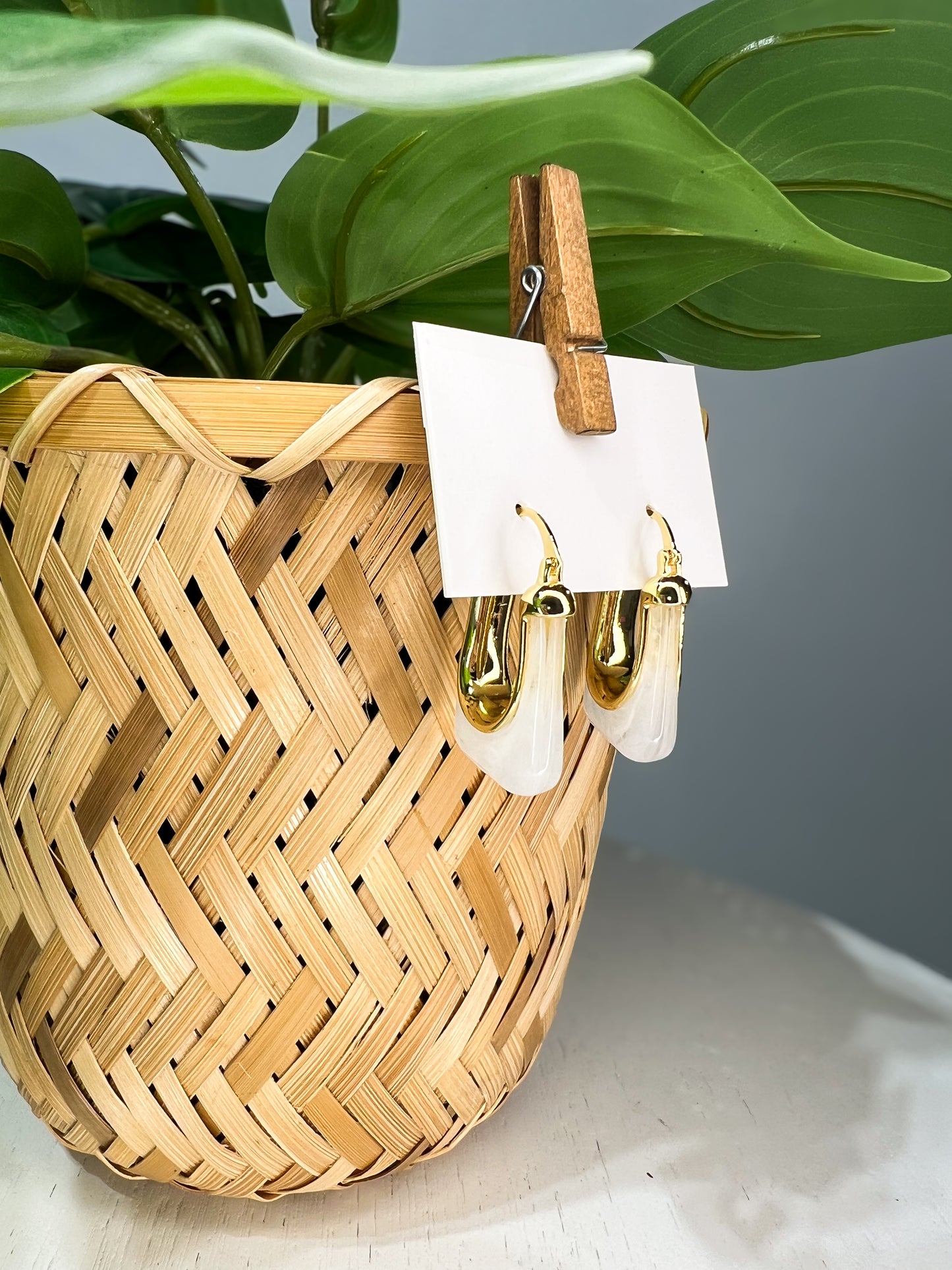 Ellie Hoop Earring