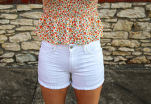 Load image into Gallery viewer, White Denim Short - Simply L Boutique