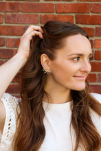 Load image into Gallery viewer, Molly Pearl Earrings