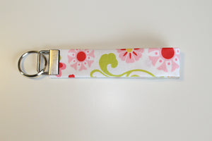 Feeling Flowery Key Wristlet - Simply L Boutique